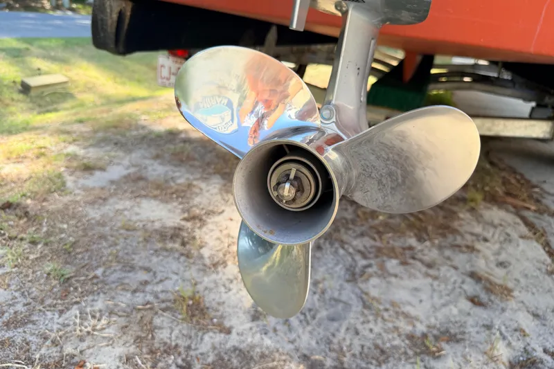 Slide: The Image of 3 blade prop on Honda 50 Hp outboard - 11