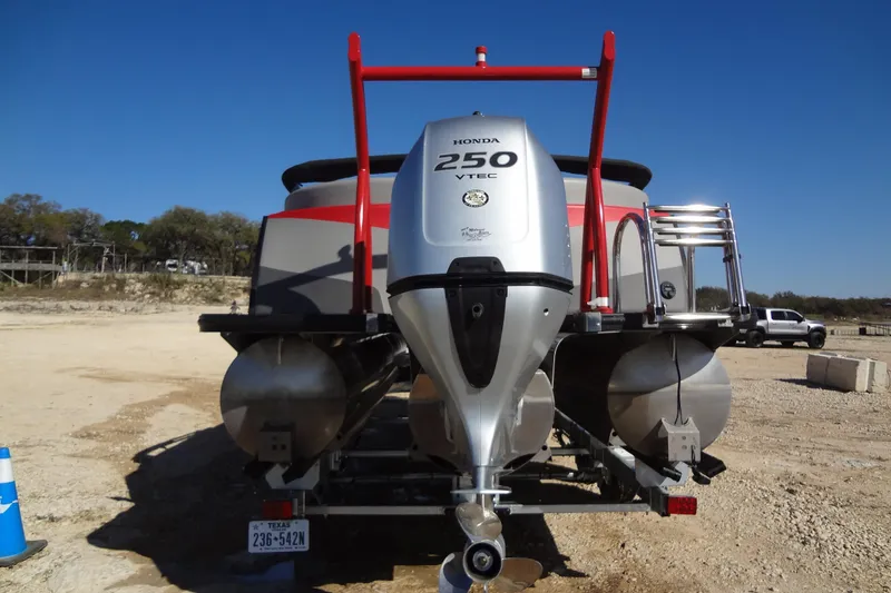 Slide: The Image of 2022 Berkshire 25RFX STS 3.0 pontoon boat with Honda 250 VTEC engine. - 57