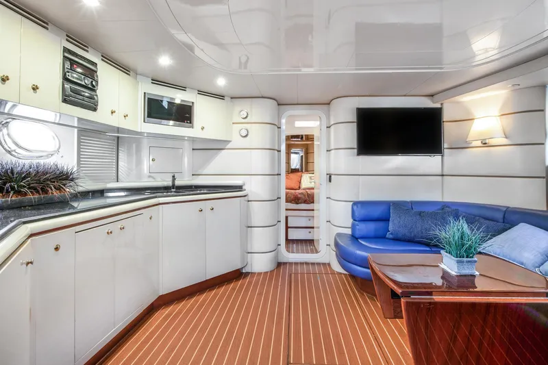 Slide: The Image of Interior of a 1998 Baia Sports Cruiser yacht. - 15