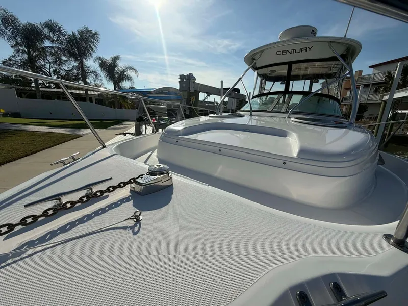 Slide: The Image of Century 3200 Walk-Around 2007 - 23