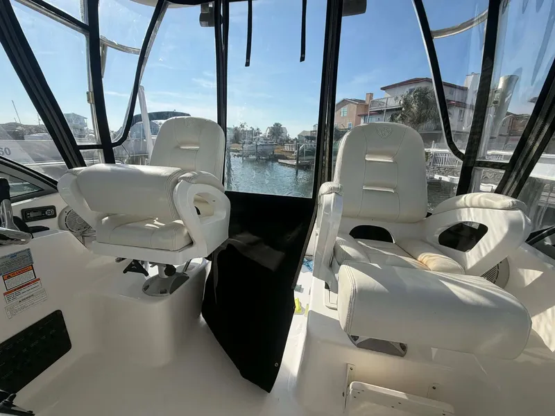 Slide: The Image of Century 3200 Walk-Around 2007 - 4