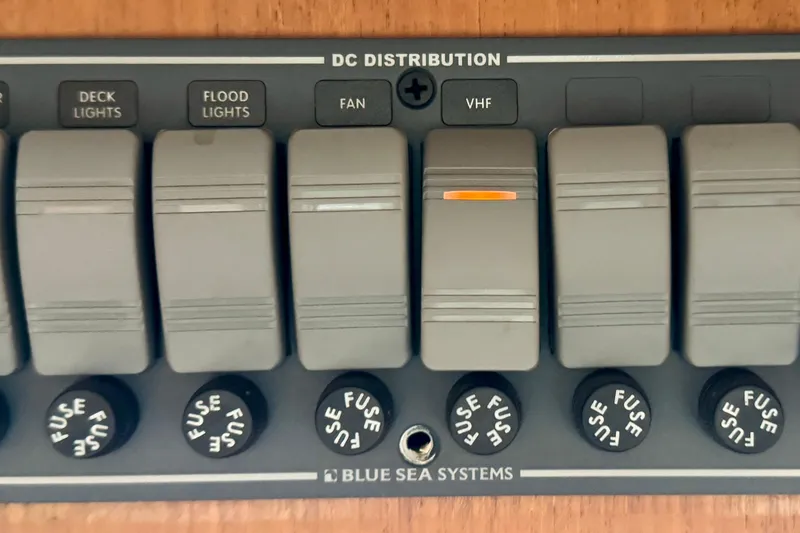 Slide: The Image of DC distribution panel on 1982 Tung Hwa Seahorse boat by Blue Sea Systems. - 14