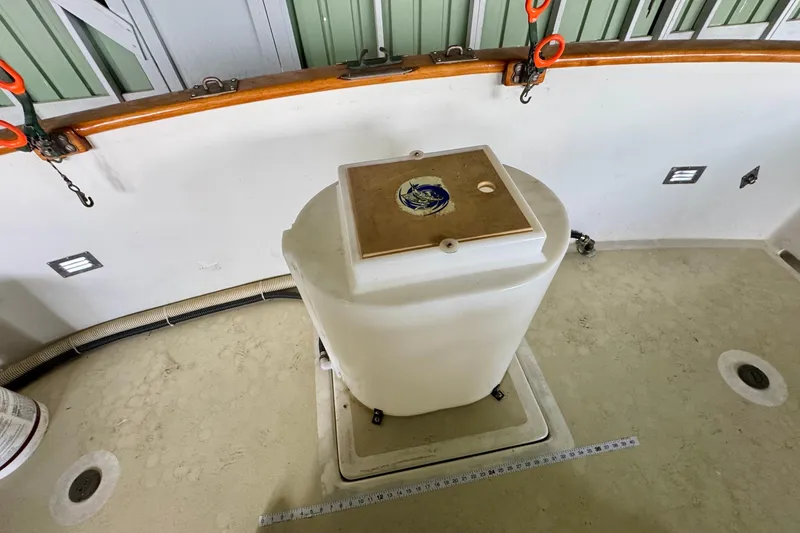 Slide: The Image of 1982 Tung Hwa Seahorse boat deck with storage compartment and nautical decor. - 31