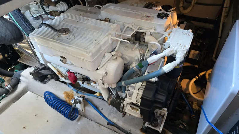 Slide: The Image of Sea Ray 470 Sundancer 2015 - 22