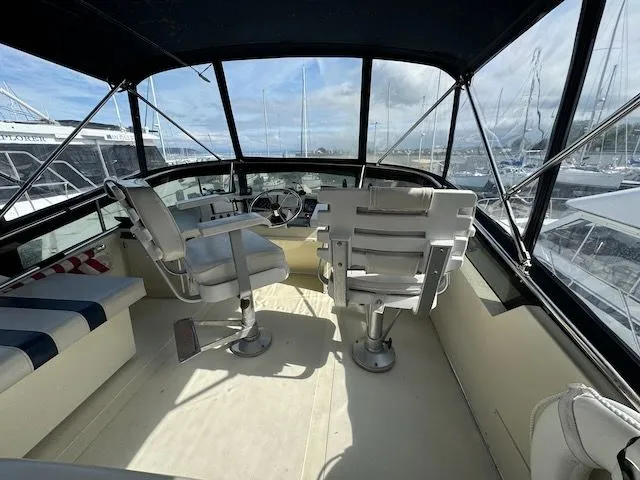 Slide: The Image of Tollycraft 34 1988 - 15