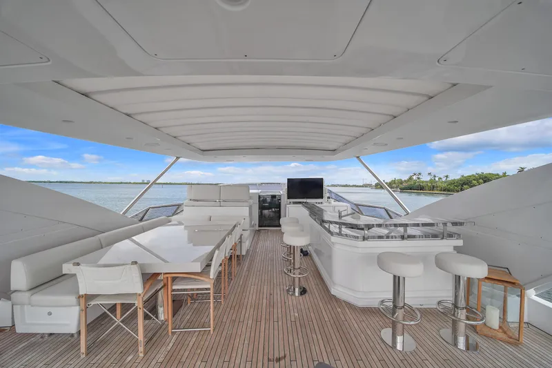 Slide: The Image of Azimut Grande 30M 2017 - 85