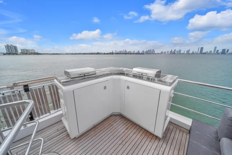 Slide: The Image of Azimut Grande 30M 2017 - 91