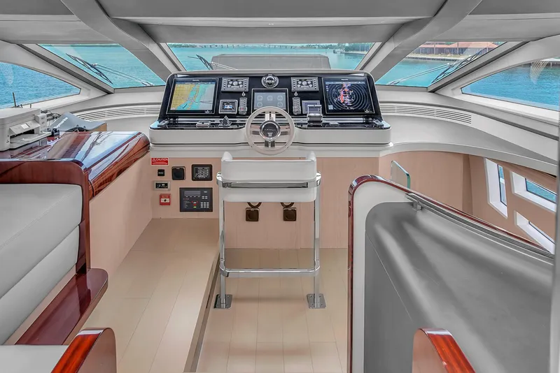 Slide: The Image of Azimut Grande 30M 2017 - 97