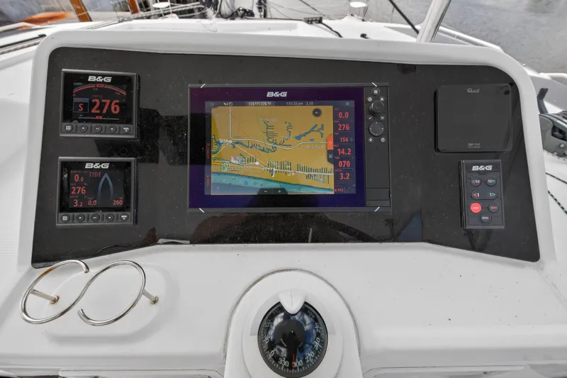 Slide: The Image of Cockpit navigation system of 2019 Lagoon 450 F catamaran with B&G displays. - 20