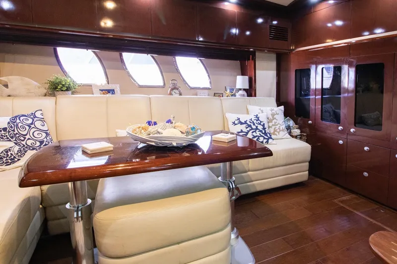 Slide: The Image of Luxurious interior of 2008 Sea Ray 48 Sundancer yacht. - 18