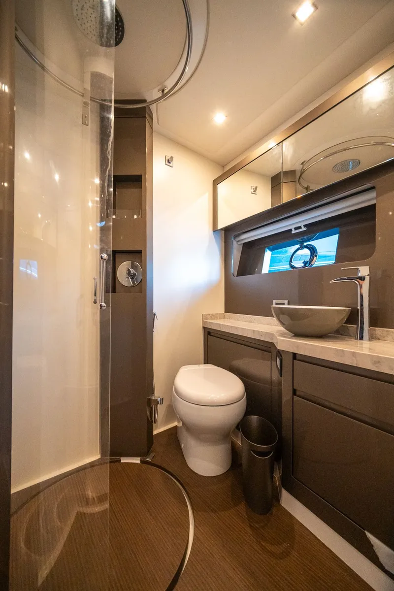 Slide: The Image of Schaefer 660 2021 - 42