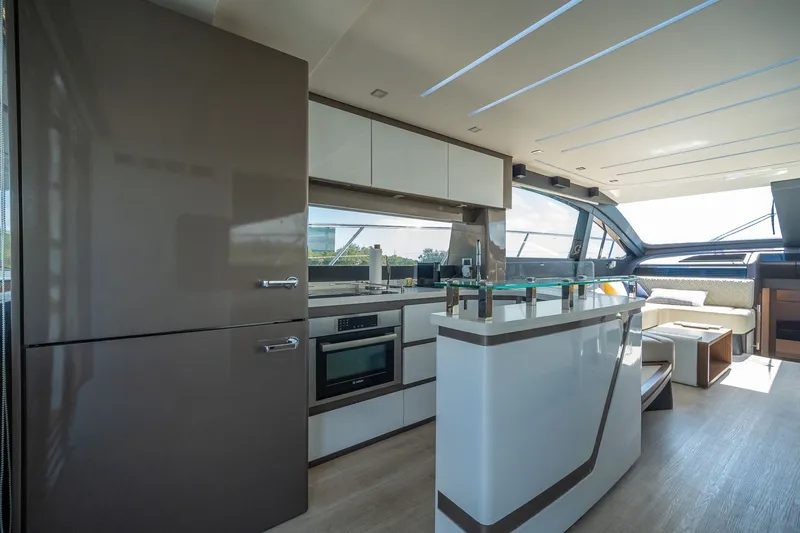 Slide: The Image of Schaefer 660 2021 - 52