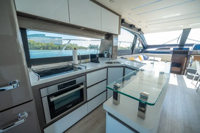 Slide: The Image of Schaefer 660 2021 - 53