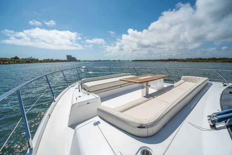 Slide: The Image of Schaefer 660 2021 - 93