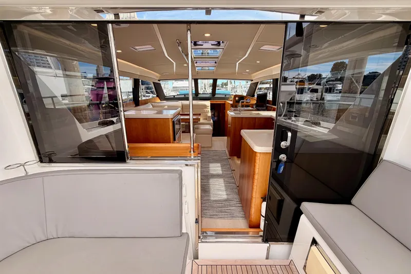 Slide: The Image of Luxurious interior of 2016 Moody Decksaloon 54 yacht with modern design and spacious layout. - 51