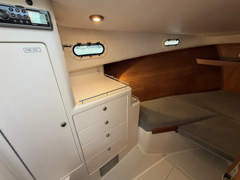 Slide: The Image of True North 38 2002 - 19