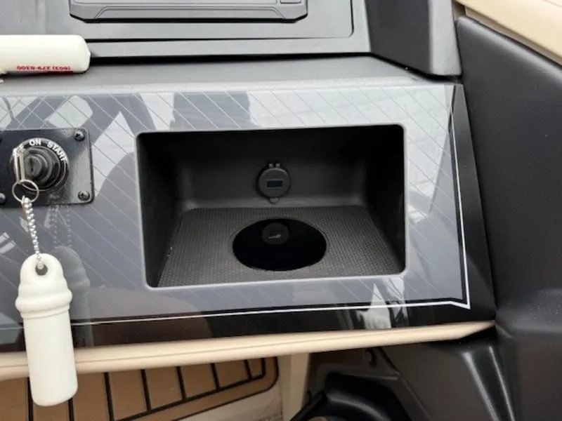 Slide: The Image of Avalon Catalina Quad 2025 - 6