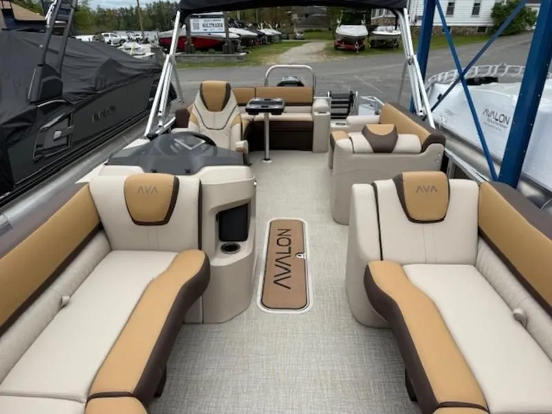 Slide: The Image of Avalon LSZ 2025 - 11