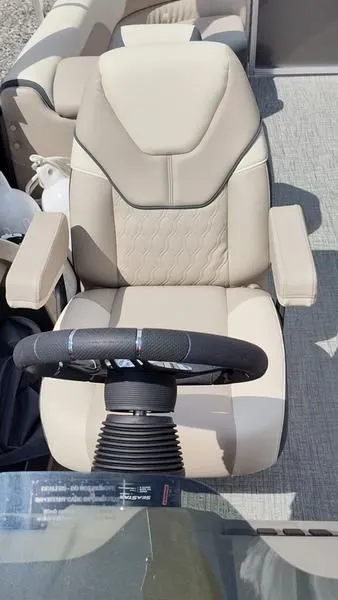 Slide: The Image of Avalon LSZ QUAD LOUNGER 2025 - 11