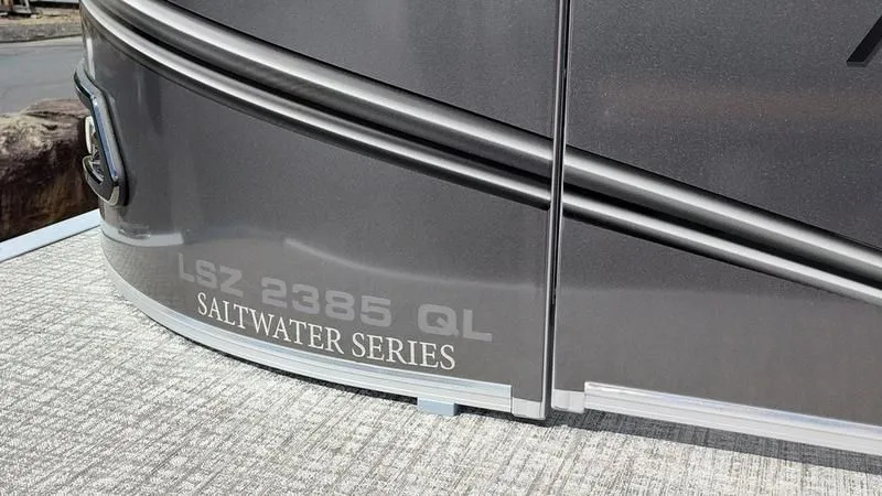 Slide: The Image of Avalon LSZ QUAD LOUNGER 2025 - 18