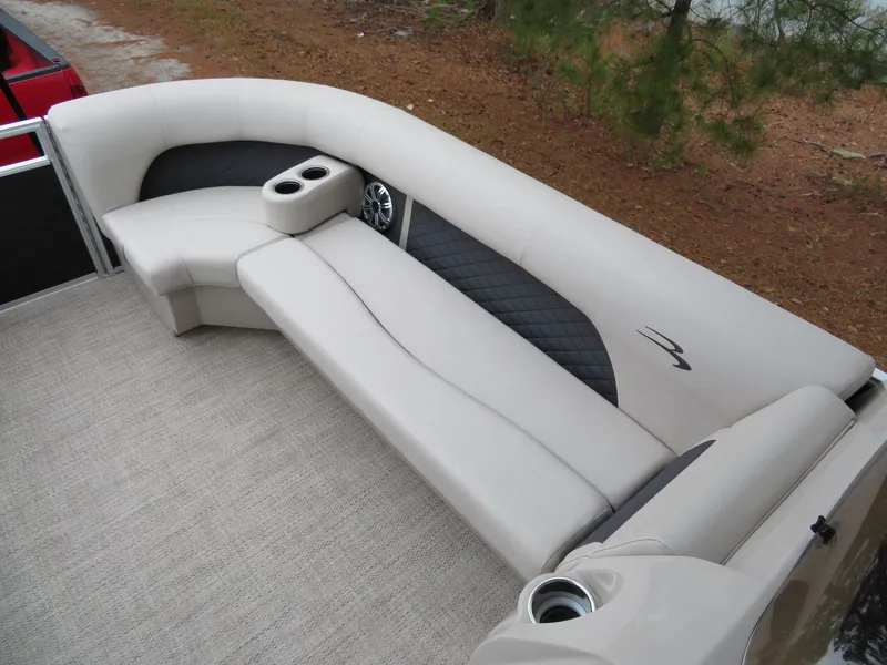 Slide: The Image of Bennington 23SBRXP 2018 - 15