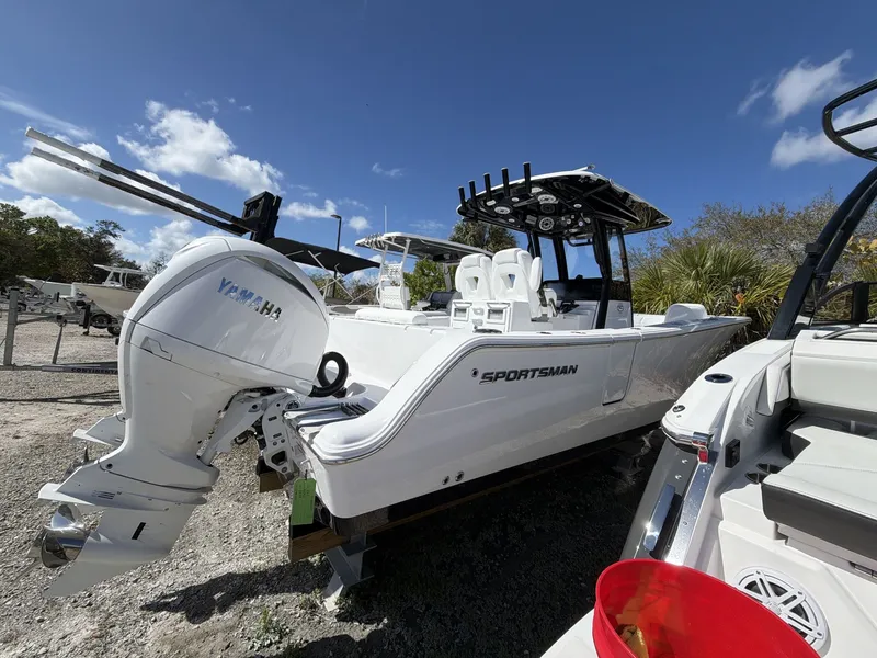 Slide: The Image of Sportsman Open 262 Center Console 2026 - 8