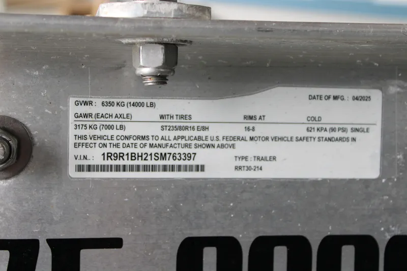 Slide: The Image of Label on a 2018 Jupiter 30 HFS trailer showing weight specifications and VIN. - 8