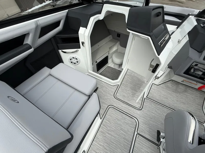 Slide: The Image of Cobalt R8 2026 - 1117