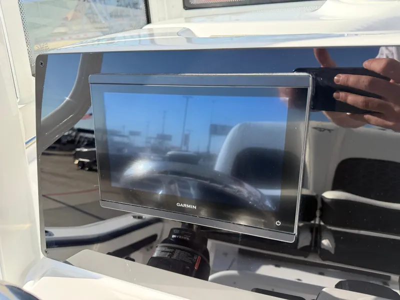 Slide: The Image of Tidewater 220 LXF 2026 - 16