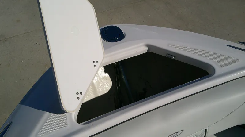 Slide: The Image of Regal LS4 2022 - 10