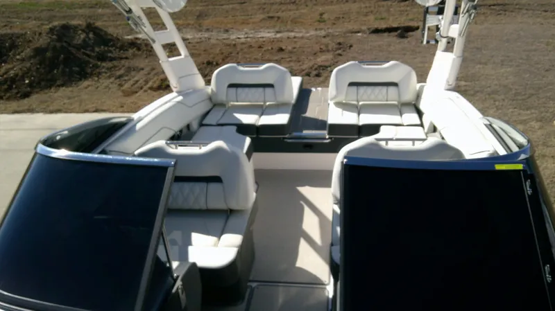 Slide: The Image of Regal LS4 2022 - 11