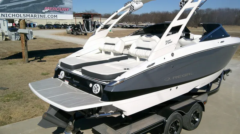 Slide: The Image of Regal LS4 2022 - 21