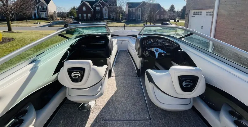 Slide: The Image of Crownline Boats 21 SS 2012 - 6