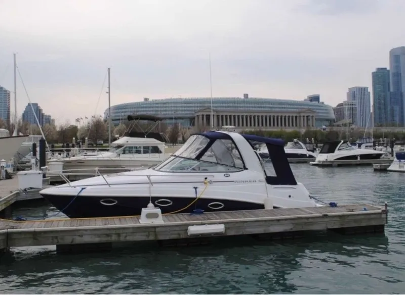 Slide: The Image of Rinker 28 260 Express Cruiser 2010 - 8