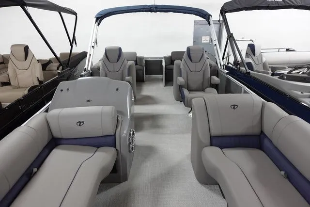 Slide: The Image of Tahoe Cascade Quad Lounger 23 FT 2023 - 3