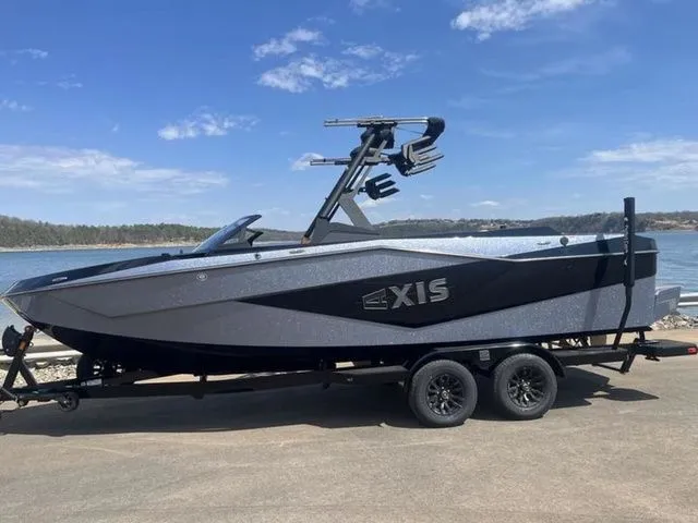 The Image of Malibu T235 2025 - 1