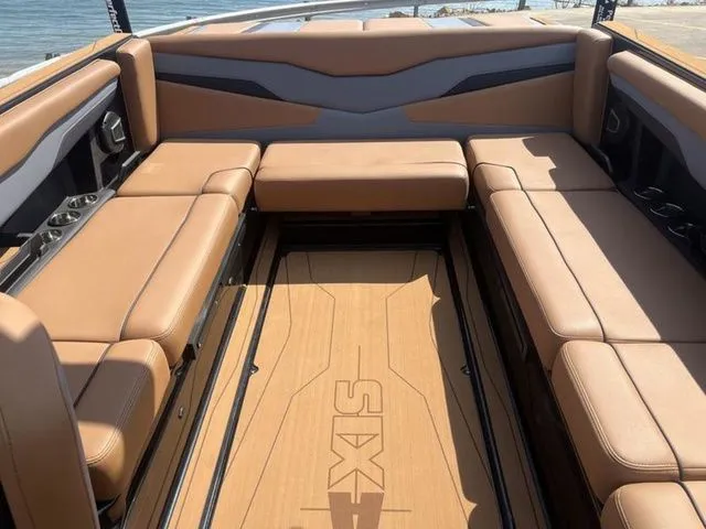 Slide: The Image of Malibu T235 2025 - 13