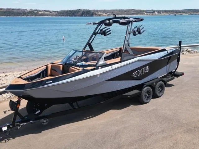 Slide: The Image of Malibu T235 2025 - 6