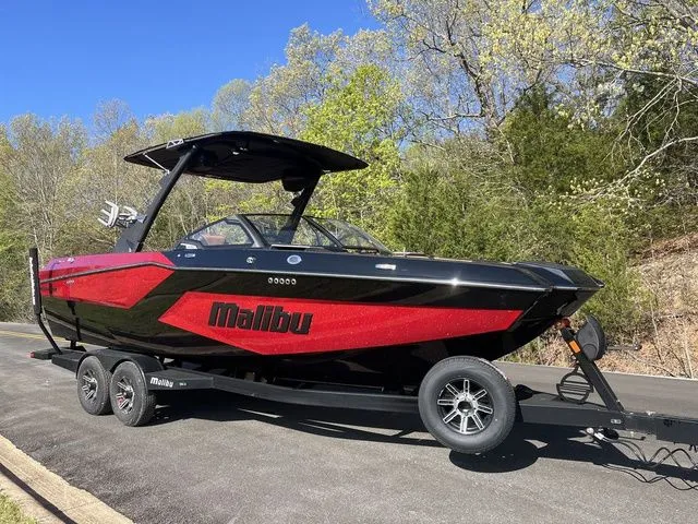 The Image of Malibu Wakesetter 24 MXZ 2025 - 1
