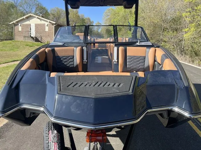 Slide: The Image of Malibu Wakesetter 24 MXZ 2025 - 7