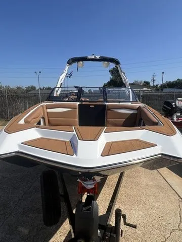 Slide: The Image of Axis Wake Research AXIS A245 2026 - 4