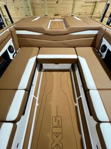 Slide: The Image of Axis Wake Research AXIS A245 2026 - 7