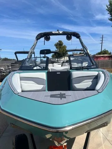 Slide: The Image of Axis Wake Research AXIS T235 2026 - 7