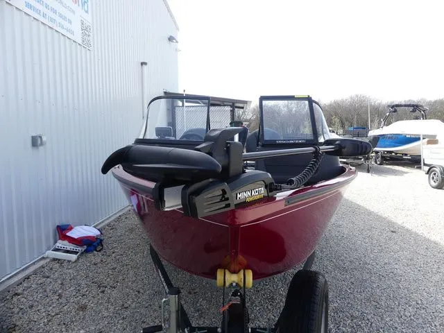 Slide: The Image of Tracker Pro Guide V-16 WT 2024 - 9