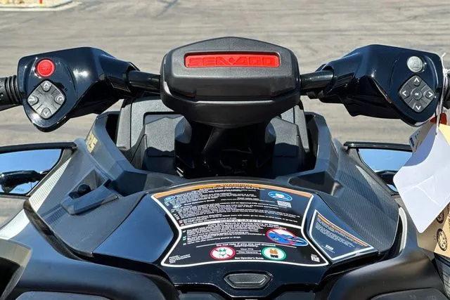 Slide: The Image of Sea-Doo PWC RXT X 325 AUD TN IBR 25 2025 - 13