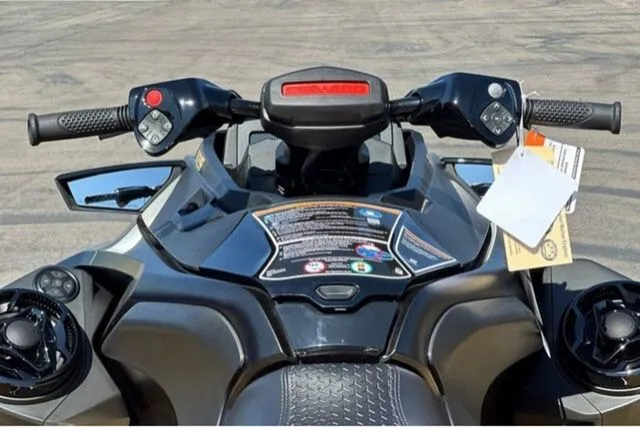 Slide: The Image of Sea-Doo PWC RXT X 325 AUD TN IBR 25 2025 - 57