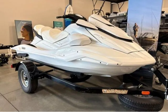 Slide: The Image of Yamaha FX CRUISER SVHO W/AUDIO-WHITE 2025 - 39