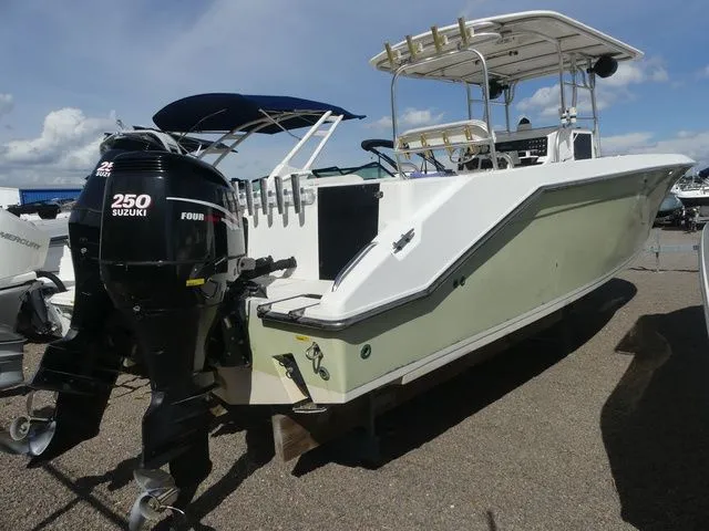 Slide: The Image of Angler 2900 CC 2000 - 4