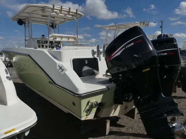 Slide: The Image of Angler 2900 CC 2000 - 6