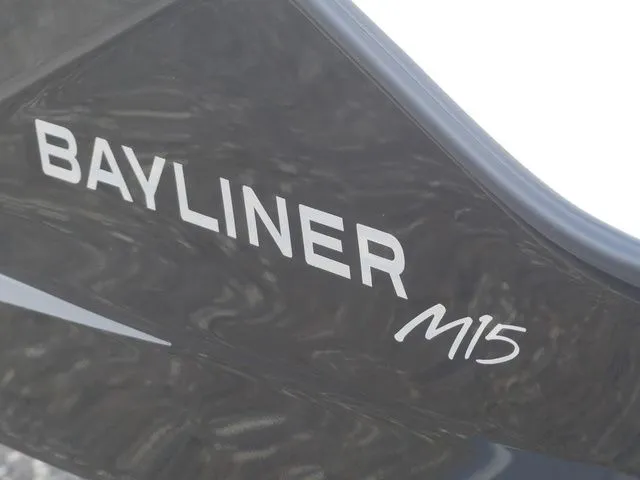 Slide: The Image of Bayliner M15 2024 - 7